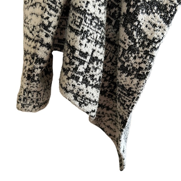 Knox Rose Open Long Sleeve Cardigan Sweater Aztec • Used • Size: Medium - Picture 5 of 7